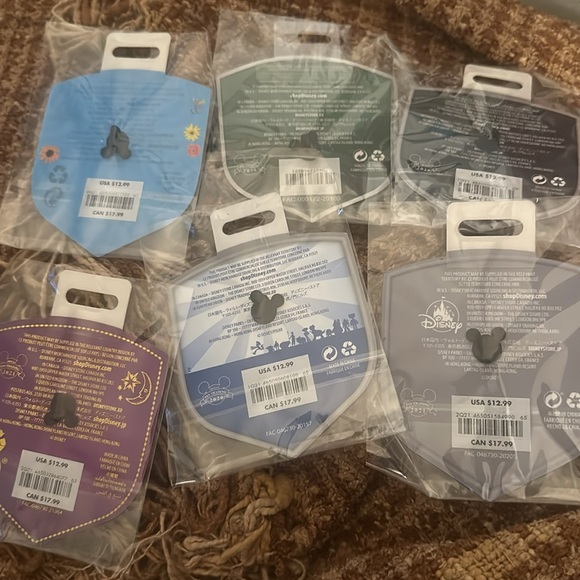 6 Special Edition Disney Keys - Picture 8 of 8